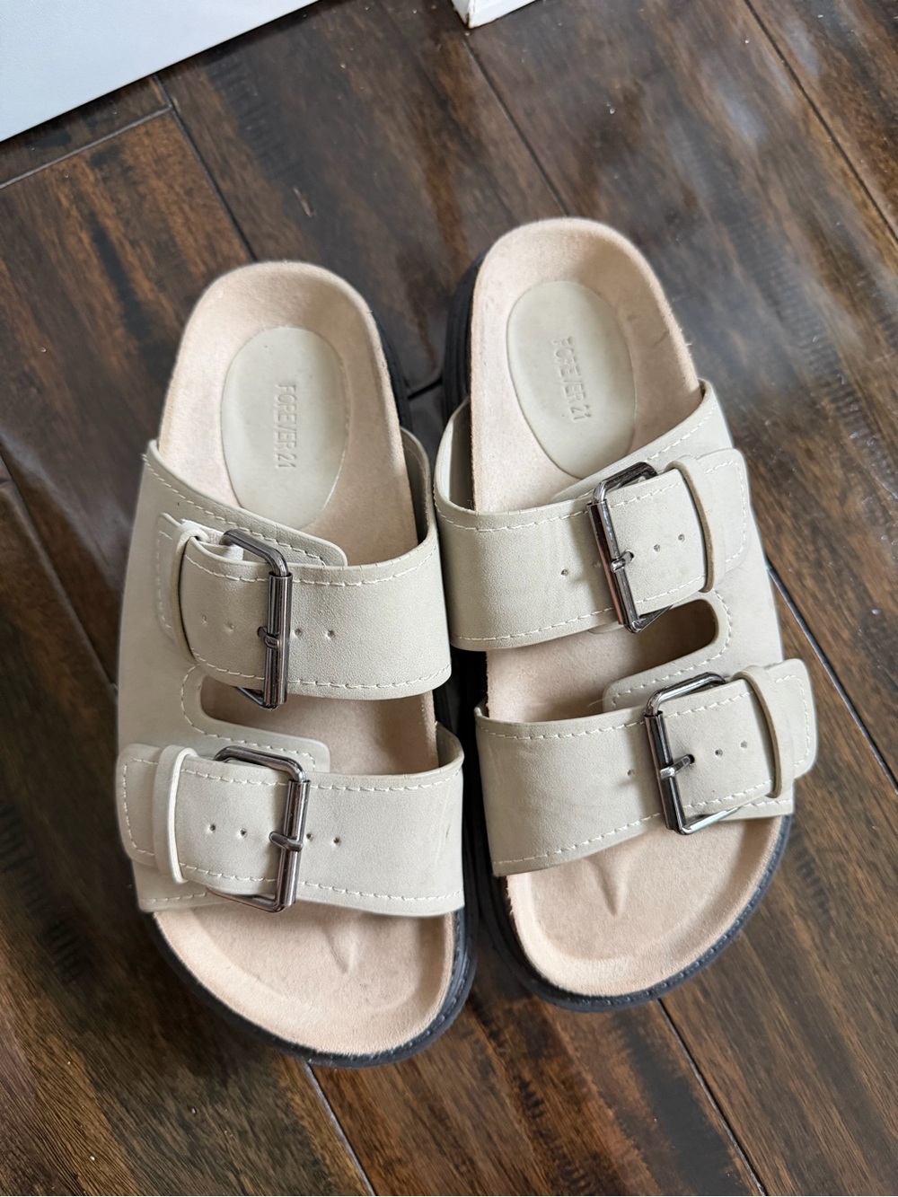 F21 Chunky Platform Slides